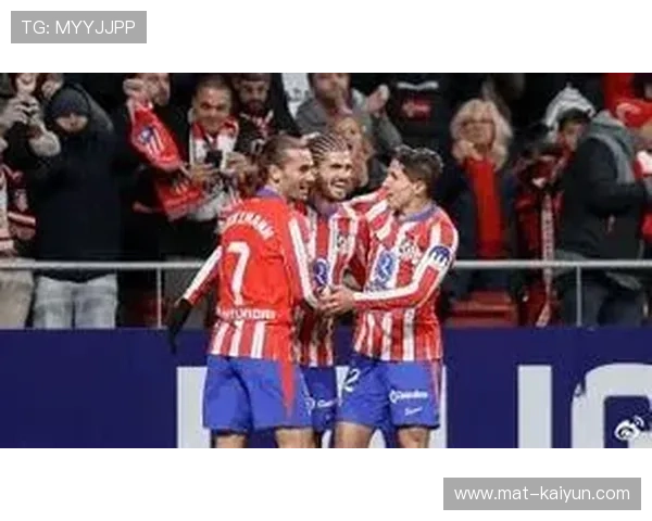 高压逼抢与低位防反的博弈：解析维罗纳与比萨的战术风格